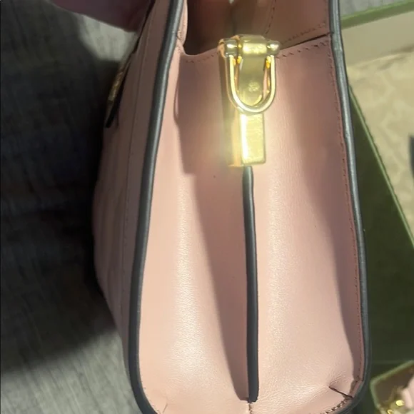 Gucci Pink Quilted Women's Bag - Picture 7 of 10